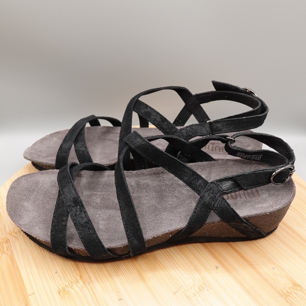 MUNRO Sandals Sz 8W Stretch Strappy Open Toe‎ Beach Tropical M491886H1123